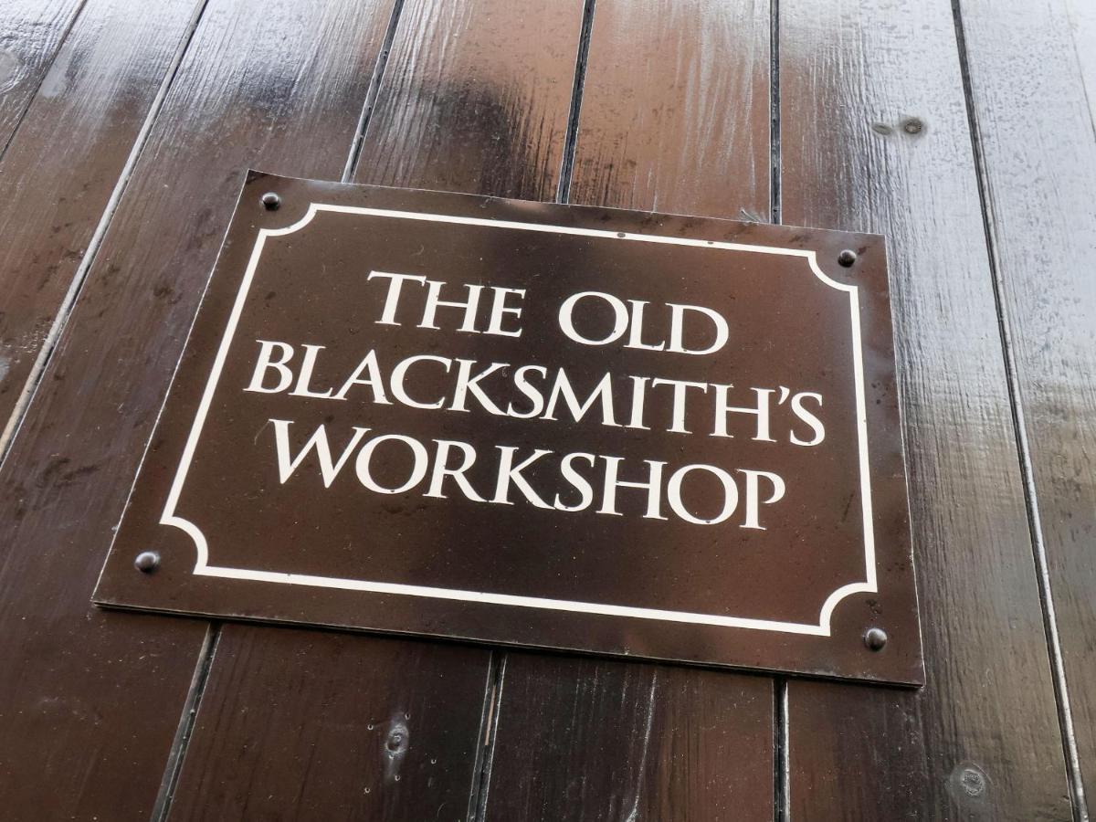 The Old Blacksmith'S Workshop Whitby Extérieur photo